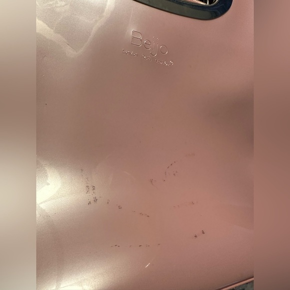 Beijo Pink Patent Leather Purse - Picture 3 of 8